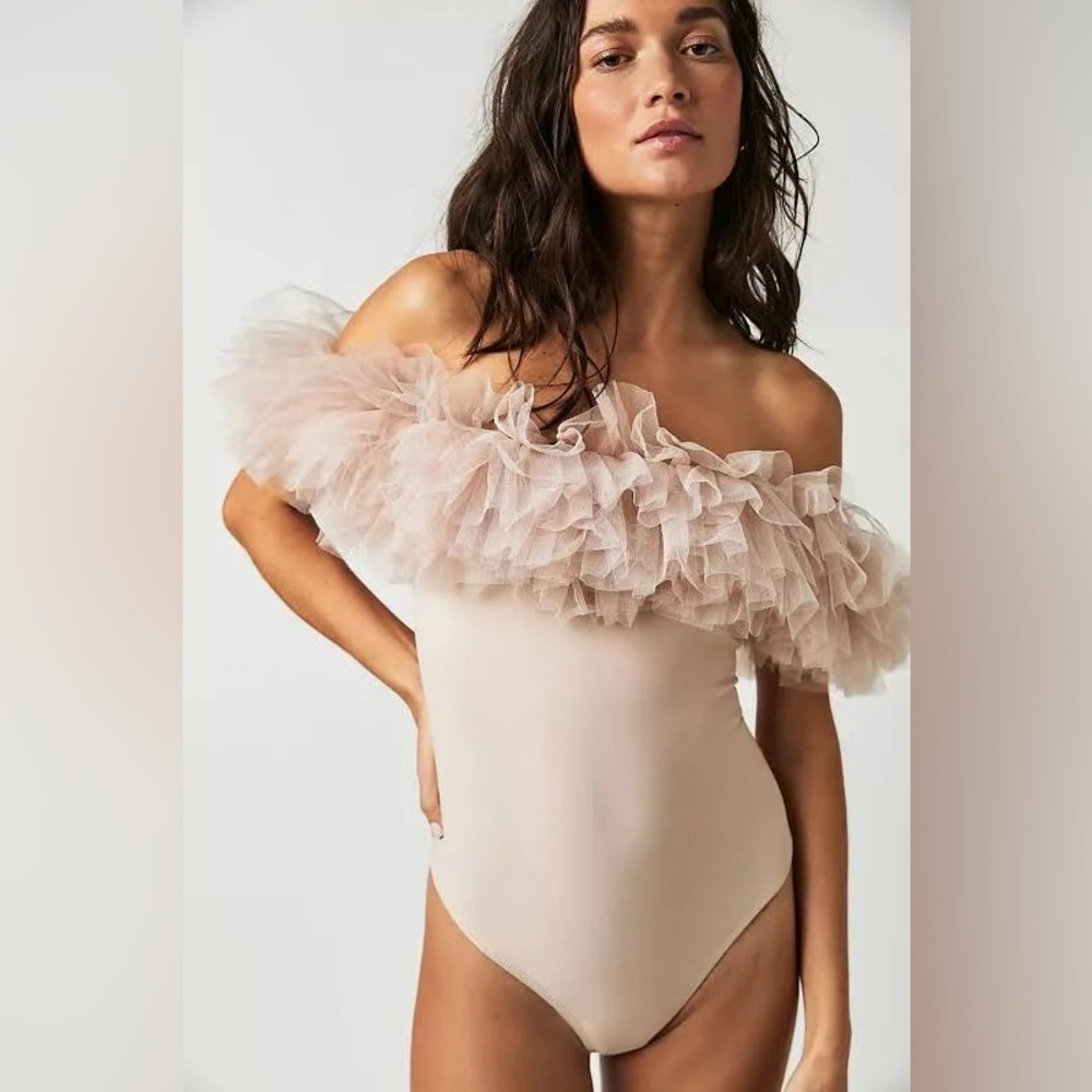 Tulle Ruffle Trim Bodysuit - Picture 5 of 10